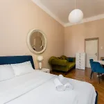 Miodowa Heart Of Cracow Apartment